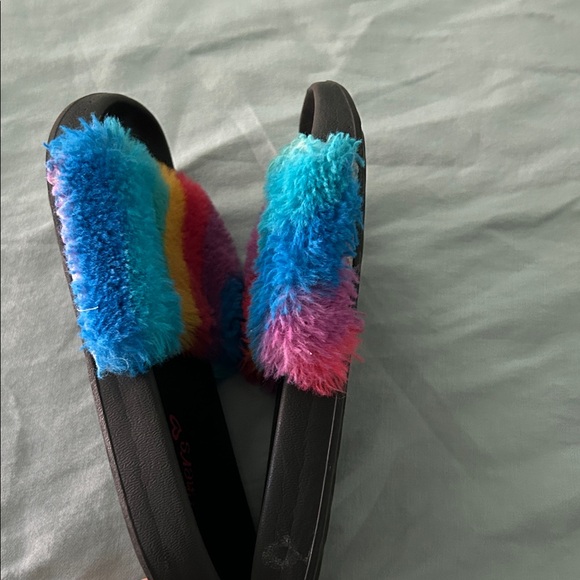 Skechers Kids Rainbow Fuzzy Slide Sandals - Black Base - Picture 6 of 6